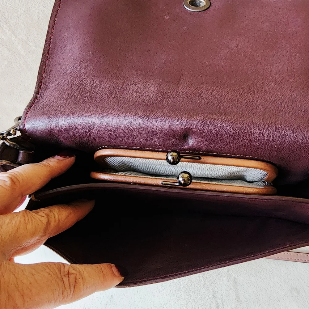 Vintage Coach  1941 Dinky Crossbody Bag Glovetanned Leather Dusty rose mauve - Picture 8 of 9